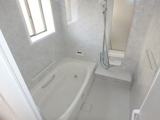 バスルームリフォーム サイズアップして気持ちよく入浴できるバスルーム