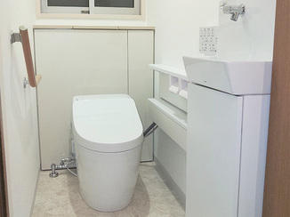 トイレリフォーム 1日で完了！空間全体が調和した2階のトイレ