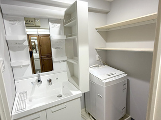 洗面リフォーム 見えない部分までしっかり整えた安心の洗面化粧台